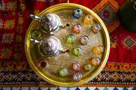 Moroccan mint tea top view 库存照片