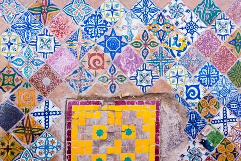 A moroccan pottery maker creates ceramics in a workshop in old medina of Fez, Stock Photos