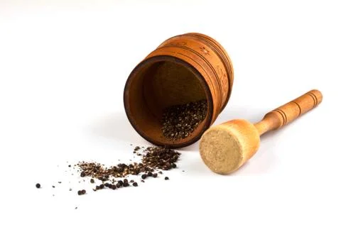 Mortar with pounded black pepper Stock-Fotos