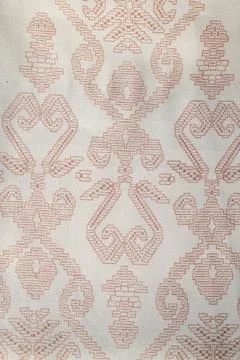 Mosaic pattern on silk white cream fabric background texture. Foto stock