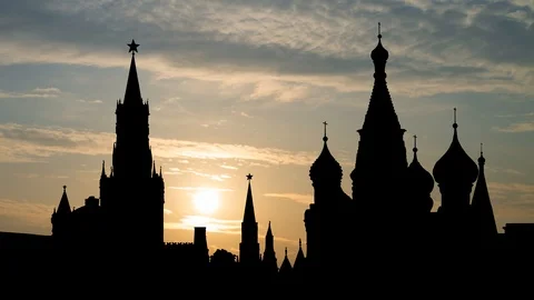 Moscow: Kremlin and Saint Basil's Cathedral in Red Square, Time Lapse at Sunrsie Stock Footage 117636140