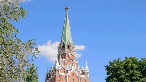 Moscow, Kremlin view Stock Footage 111334105