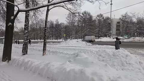 Moscow. Large snowdrifts of white snow in the city Stock Footage 227306754