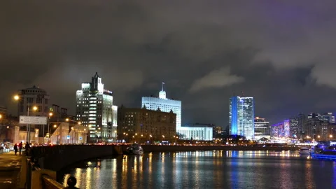 Moscow is a river with night reflections in the wate 動画素材 106830446