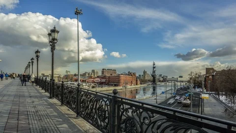 Moscow River, winter Stock Footage 105892510