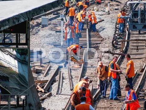 MOSCOW, RUSSIA - August 18, 2007. Construction or overhaul of tracks near sub Stock Photos