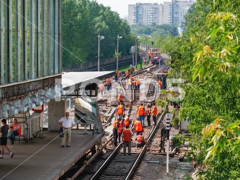 MOSCOW, RUSSIA - August 18, 2007. Construction or overhaul of tracks near sub Stock Photos