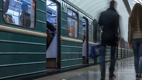 Moscow subway time lapse 動画素材 74491968