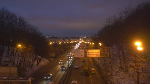 Moscow traffic in wintertime Stock-Footage 71837515