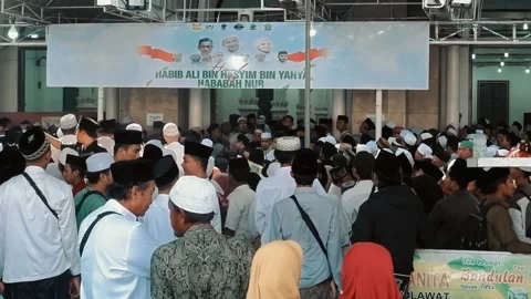 MOSLEM INTEREST Stock Footage 303140402