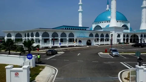 Mosque aerial shot Stock Footage 86500722
