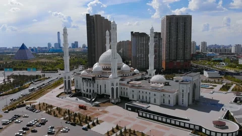 Mosque in Astana. Stock Footage 156190726