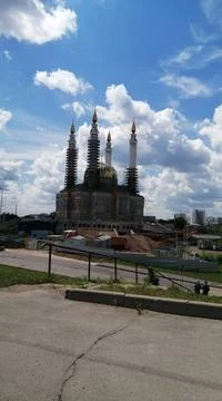 The mosque is being built 스톡 사진