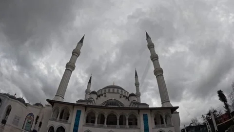 Mosque Building Holidays Landscape And Clouds 스톡 동영상 339962241