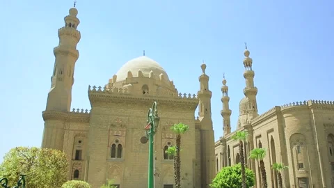 Mosque Madrasa of Sultan Hassan  Stock-Footage 255529190
