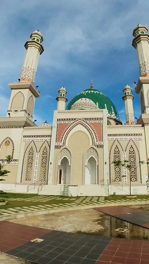 Mosque in North Sumatra. Indonesia. Stock Footage 252407024