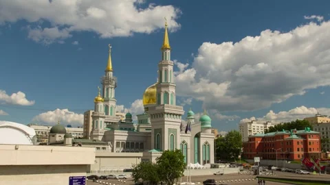 Mosque Summer clouds hyperlapse in Moscow Timelapse 4K Stock-Footage 255975021
