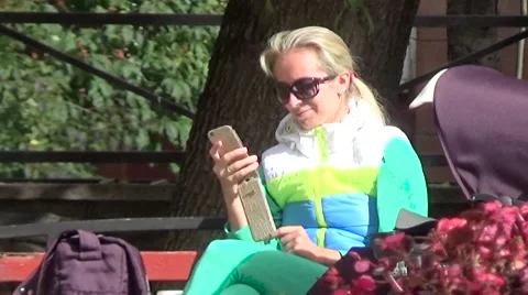 Mother with the phone. Stock Footage 54648377