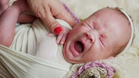 Mother puts child to sleep Stock Footage 85399688
