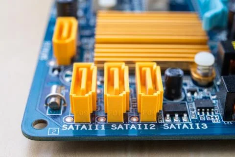 The motherboard and computer components. Computer accessories on a workshop t Foto stock