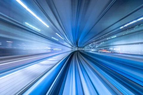 Motion blur of train moving inside tunnel in Tokyo, Japan Foto stock
