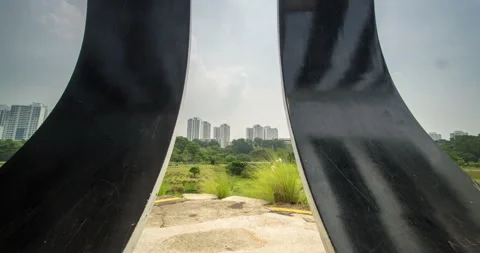 Motion control timelapse dolly forward bishan park sculpture Stock Footage 155629905