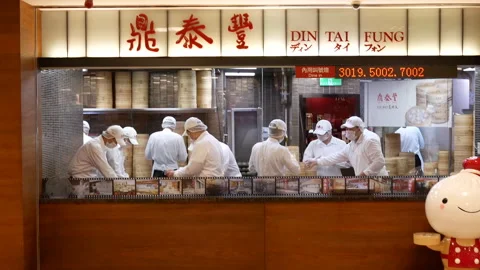 Motion of customer waiting outside of restaurant with 4k resolution Stock Footage 90364782