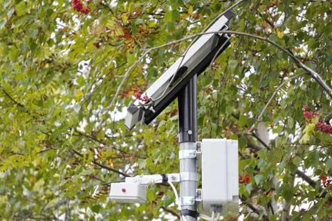 Motion detection system, charging station and signal transmission, modern tra Stock-Fotos