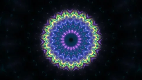 Motion graphic featuring a pulsating mandala with shifting fractal geometry. Stock Footage 331196562