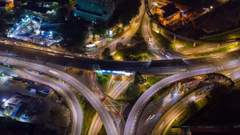 Motion Hyperlapse of Busy Road of Kuala Lumpur during night 動画素材 155061559