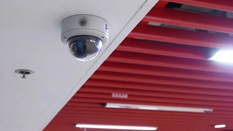 Motion of security cameras on ceiling with 4k resolution 動画素材 84179477