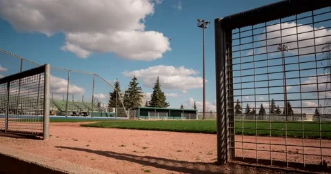 Motion time-lapse of baseball field from dugout 库存影片 62653189