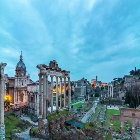 Motion timelapse (hyperlapse) of the Roman Forum at sunrise Vidéo 69542378