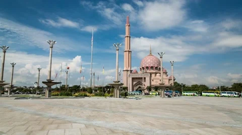 Motion Timelapse of Putra Mosque in Putrajaya, Malaysia Stock Footage 49766807