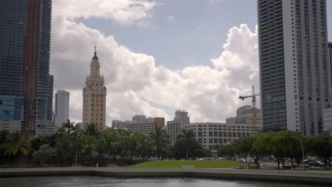Motion video Miami Freedom Tower 4k cinematic parallax Stock-Footage 164131753