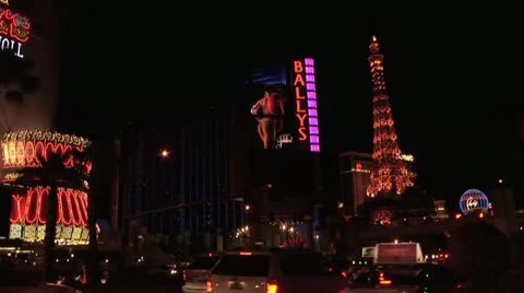 In Motion View of traffic and Neon Lights In Las Vegas 스톡 동영상 18964863