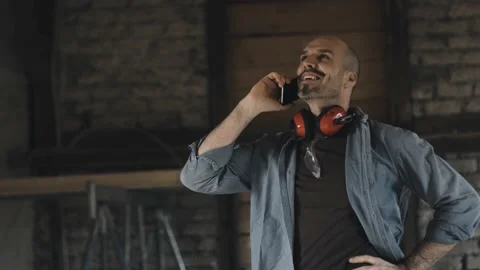 Motivated worker on the phone Stock Footage 149292942