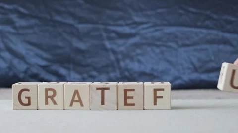 Motivational word grateful 스톡 동영상 337661034