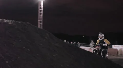 Moto Cross At Night 5 Stockbeeldmateriaal 60953789