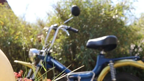 Moto Guzzi Sunshine 스톡 동영상 104100881