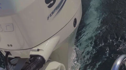 Motor boat starting Video stock 124738408