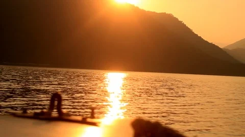 Motorboat against the sunset 3 Video stock 102780877
