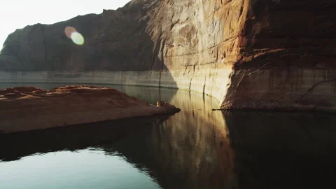 Motorboat navigating through Lake Powell canyon waters Stock Footage 333148844