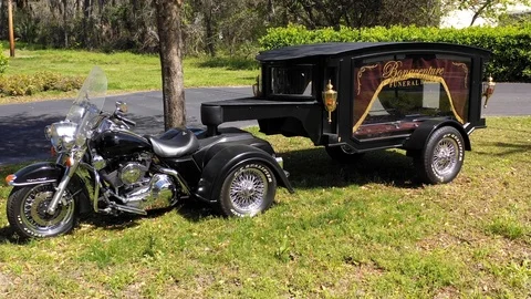 Motorcycle Hearse 库存影片 104228583