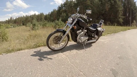 Motorcycle stands on the roadside 動画素材 74363685