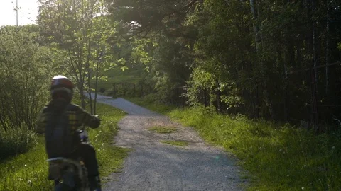 Motorcyclist forest 스톡 동영상 109495594