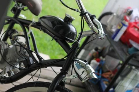 Motorized bicycle and tools Foto stock