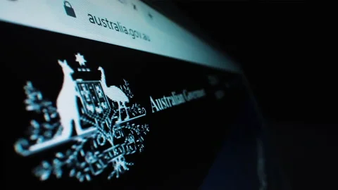 Motorized moving shot of Australian Government logo on its website Stock Footage