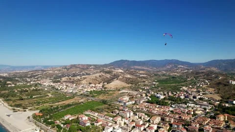 Motorized parachute. 스톡 동영상 278539737