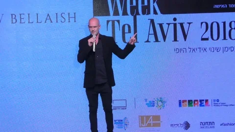 Motti Reif, AKA the engine of Tel Aviv, Israel, Fashion week addresses the press Stock Footage 87457696